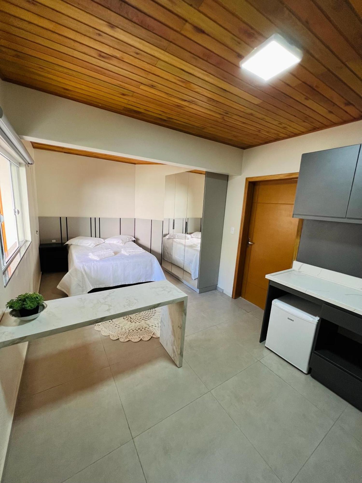 Apartment Boulevard *
