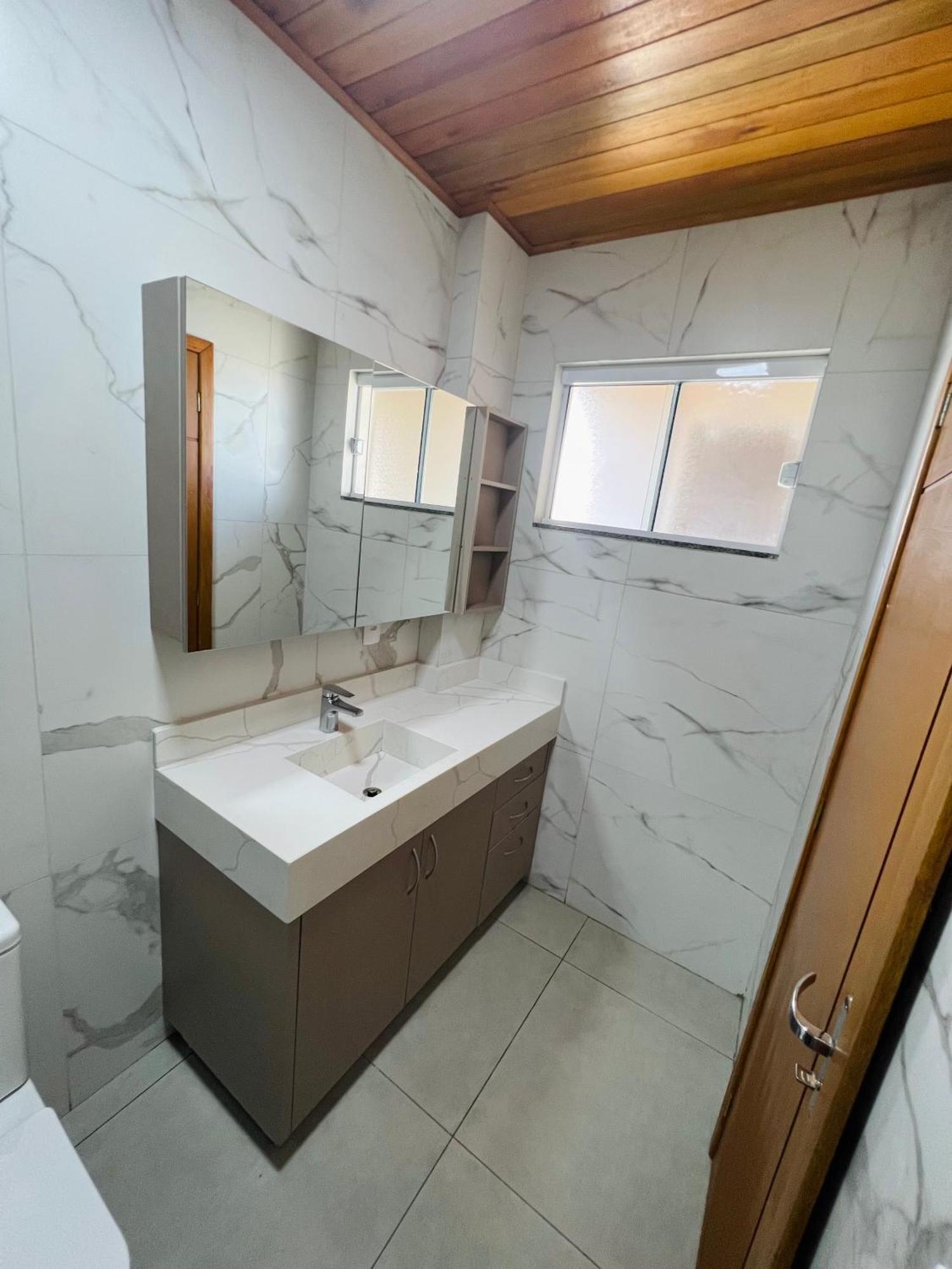 Boulevard Apartment *