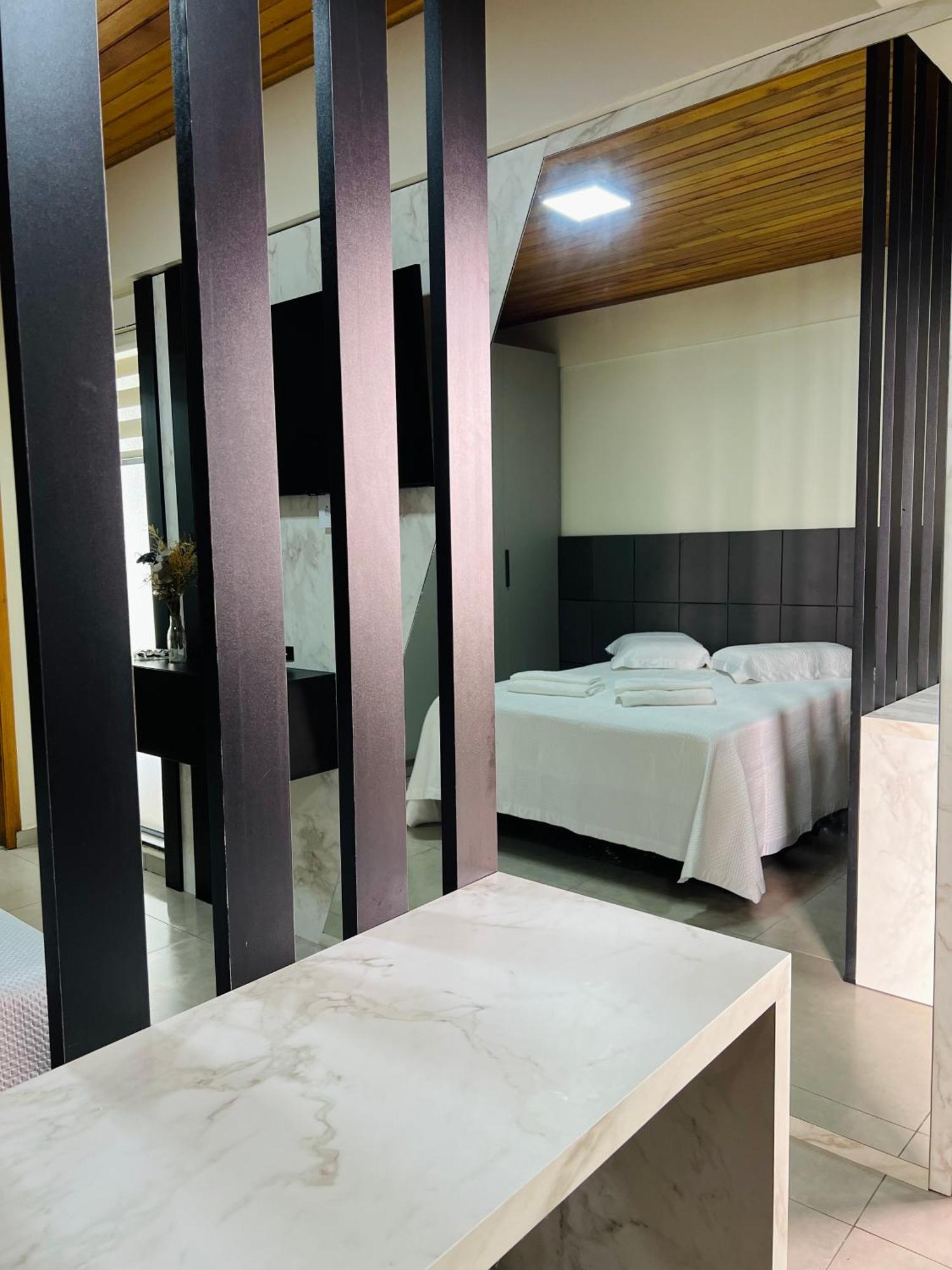 Boulevard Apartment *